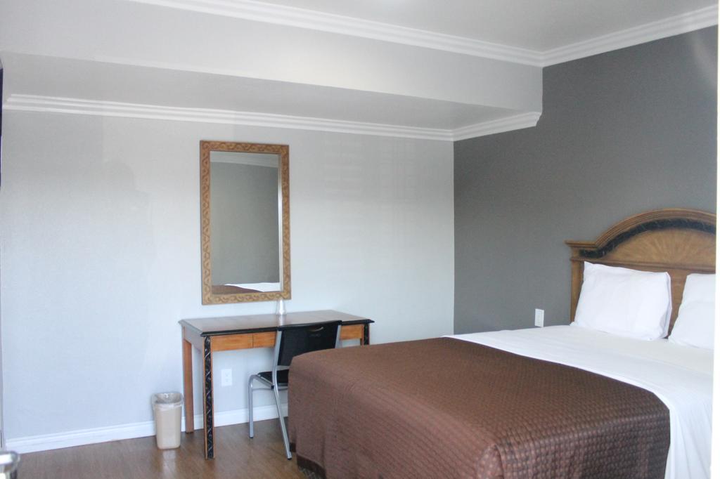 Town House Motel Lynwood Extérieur photo