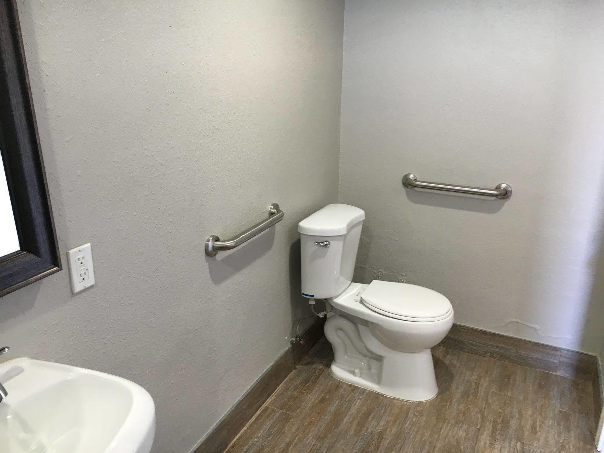 Town House Motel Lynwood Extérieur photo